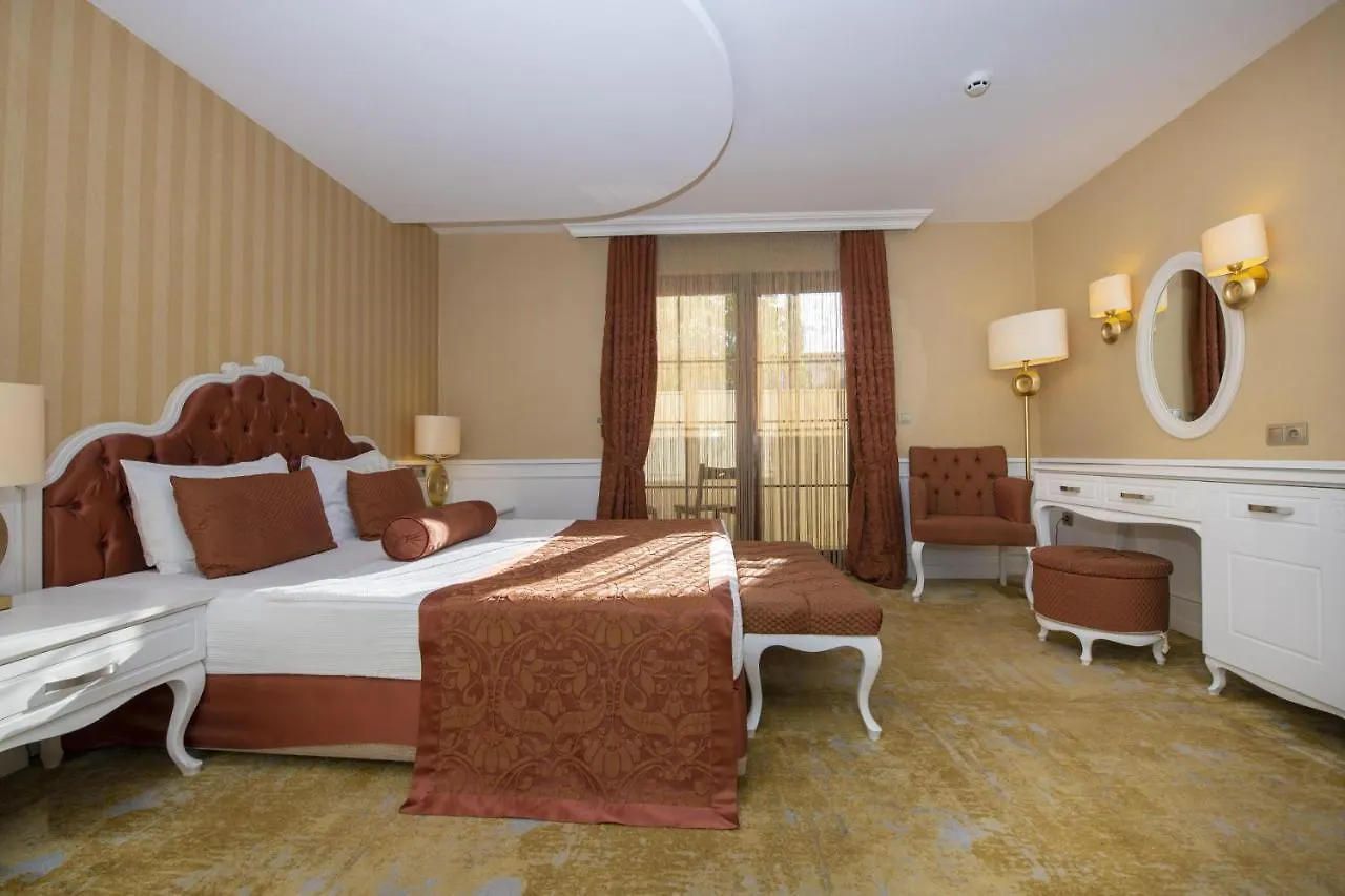 Han Deluxe Hotel オルデニズ
